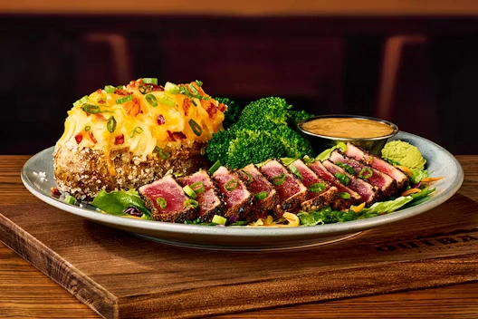 Seared Peppered Ahi* (Full entrée)	