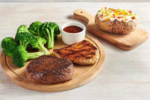 Sirloin* & Grilled Chicken